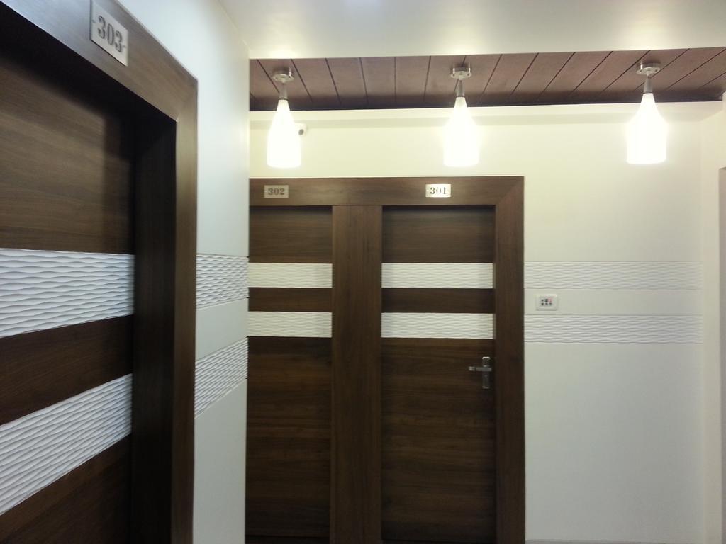 Hotel Oasis Mumbai Exterior photo